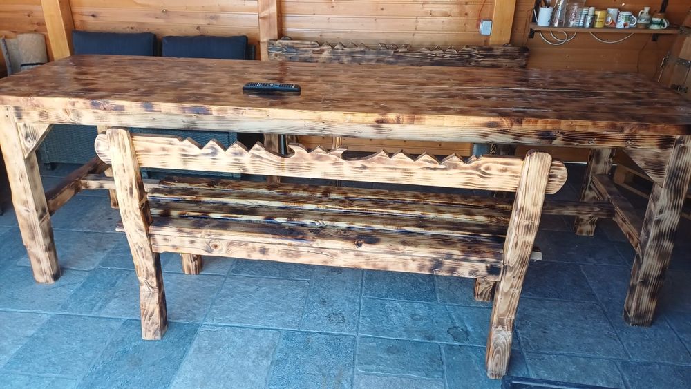 Masă lemn masiv si bancuțe