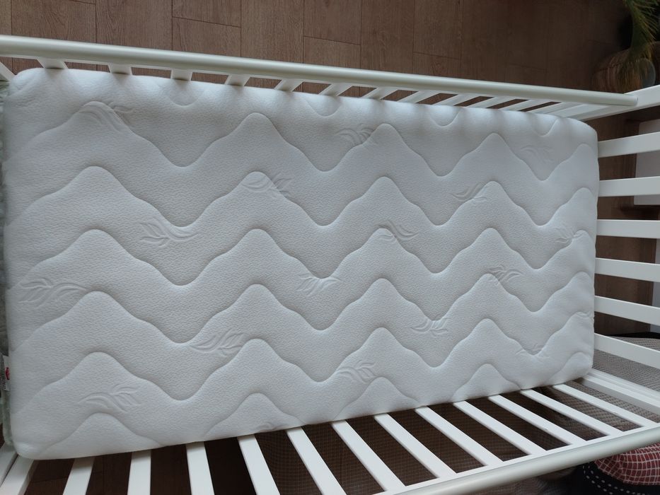 Детско легло кошара Baby Italia с два матрака 125 х 63 см