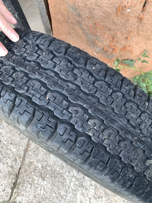 Продам резину R16
