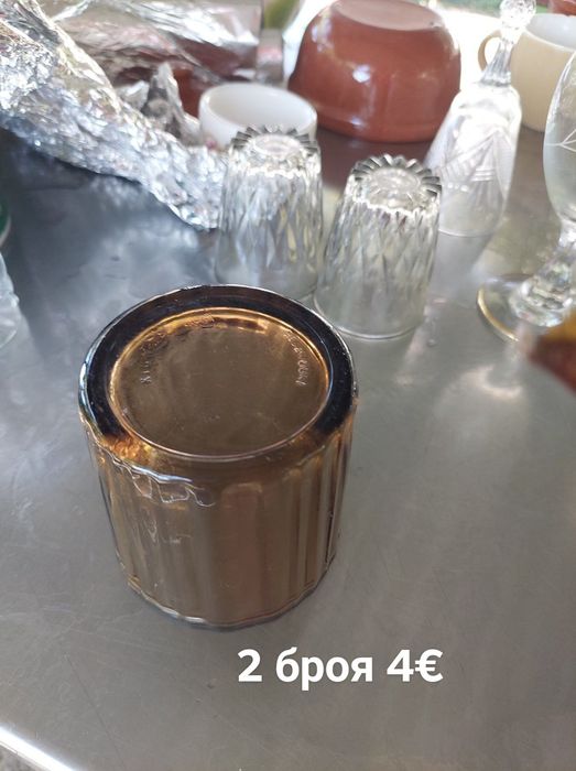 Чашки много запазени.