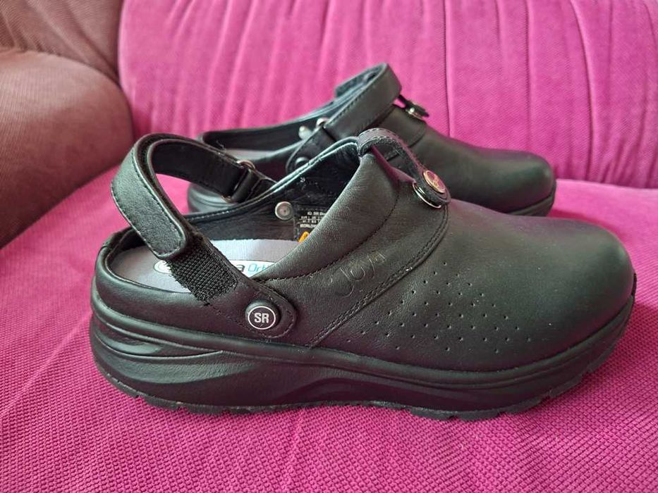 Saboti piele JOYA IQ SR Black slip resistant marimea 37 zero km