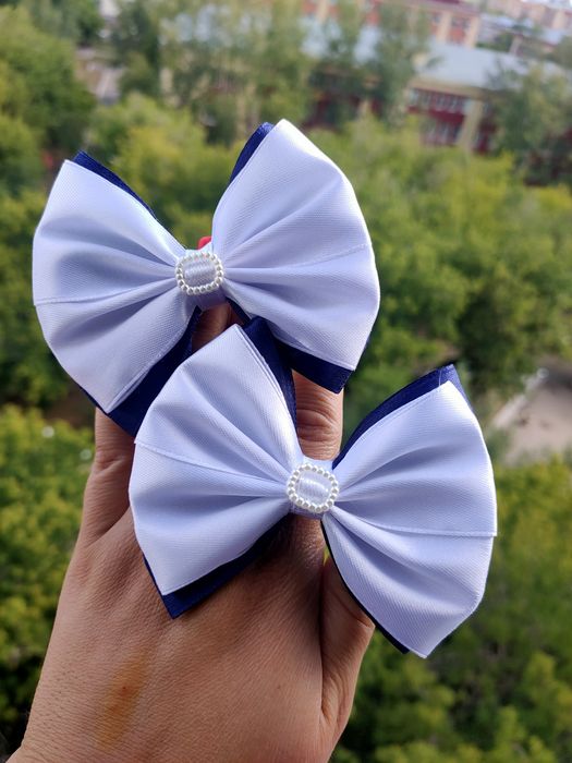 Школьные бантики