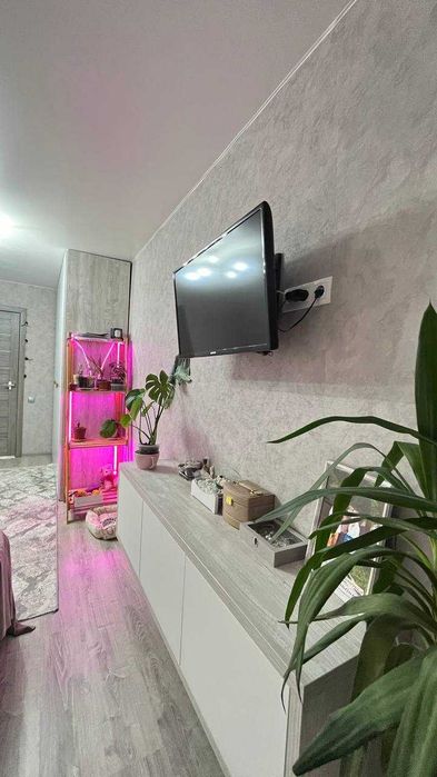 Продам 3 комнатную на Маресьева