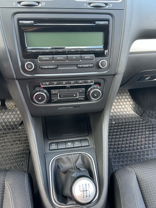 Vw golf 6 euro 5 1,2 TSI primul proprietar in RO distributie noua !