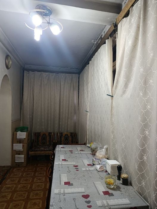 Продаётся 3 комнатная Чиланзар кирпичный