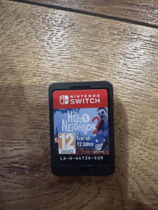 Продаю Nintendo Switch 2 + чехол + 11 игр