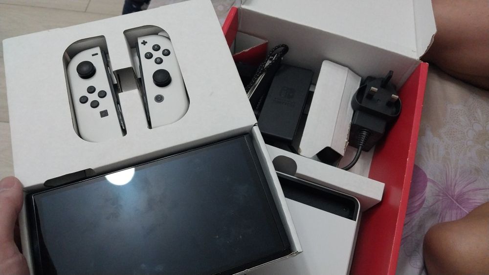 Nintendo switch в идеальном состоянии