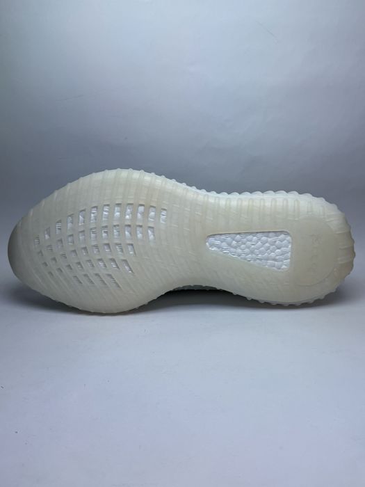 Yeezy boost 350 V2 Cloud White