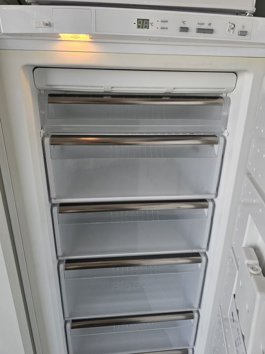 Фризер SIEMENS- No Frost