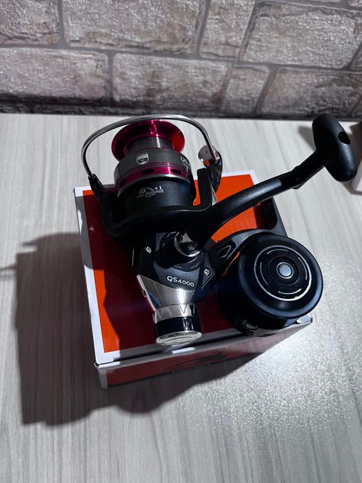 Продавам чисто нова макара QS4000