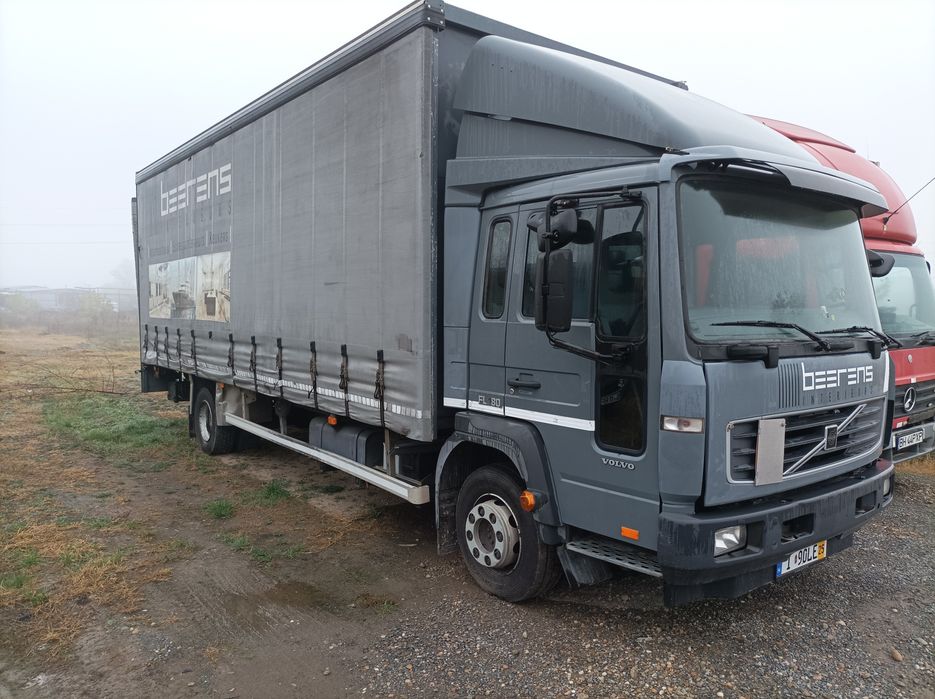 Volvo Fl10.180 , Italia ,450000 km ,fara rugina