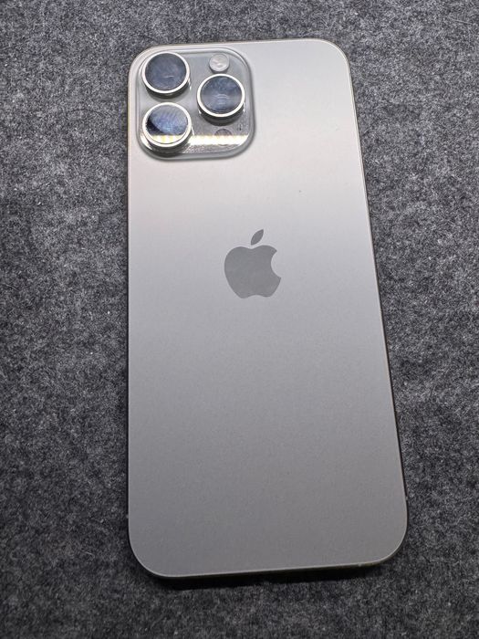 iPhone 16 Pro Max 256 GB Natural Titanium 90%