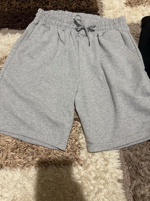 Pantaloni scurti barbati marimea L.