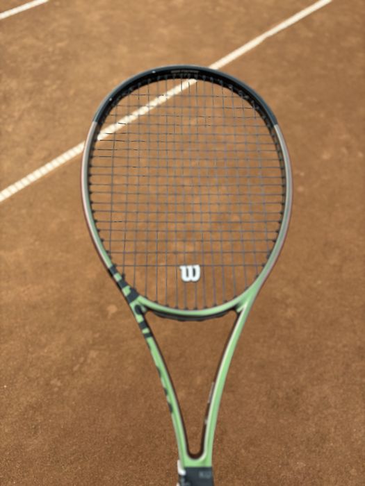Racheta wilson blade v8 305 g L3
