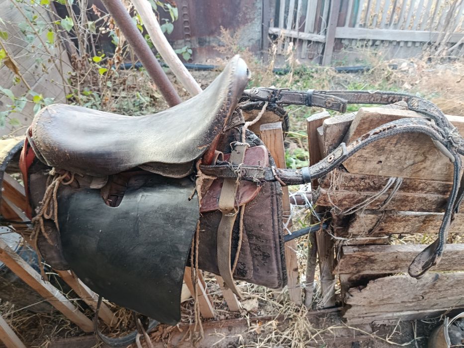 Продам конское седло