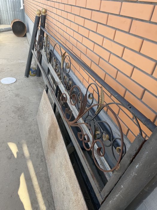 Топчан металлический ою орнегимен