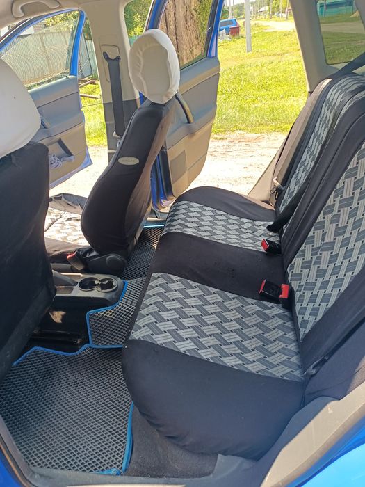 Продается машина