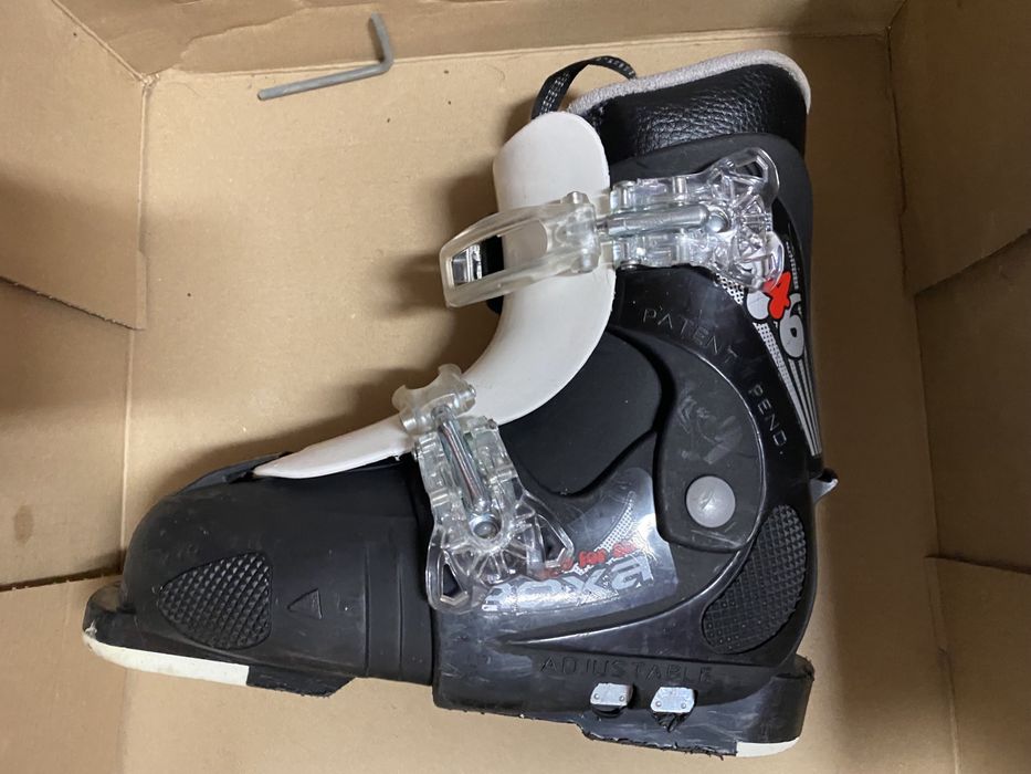 Ски обувки Roxa регулируеми за деца 28.5-34 номер