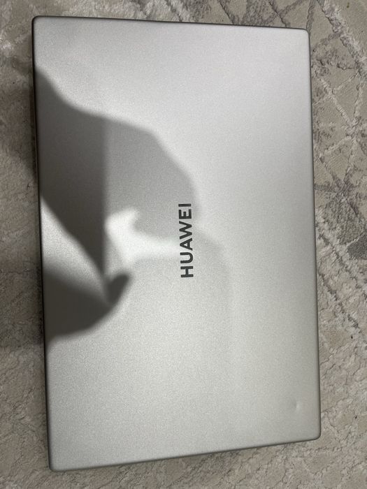 Продам ноутбку huawei d15