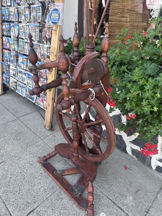 Антикварен Чакрък с вретена