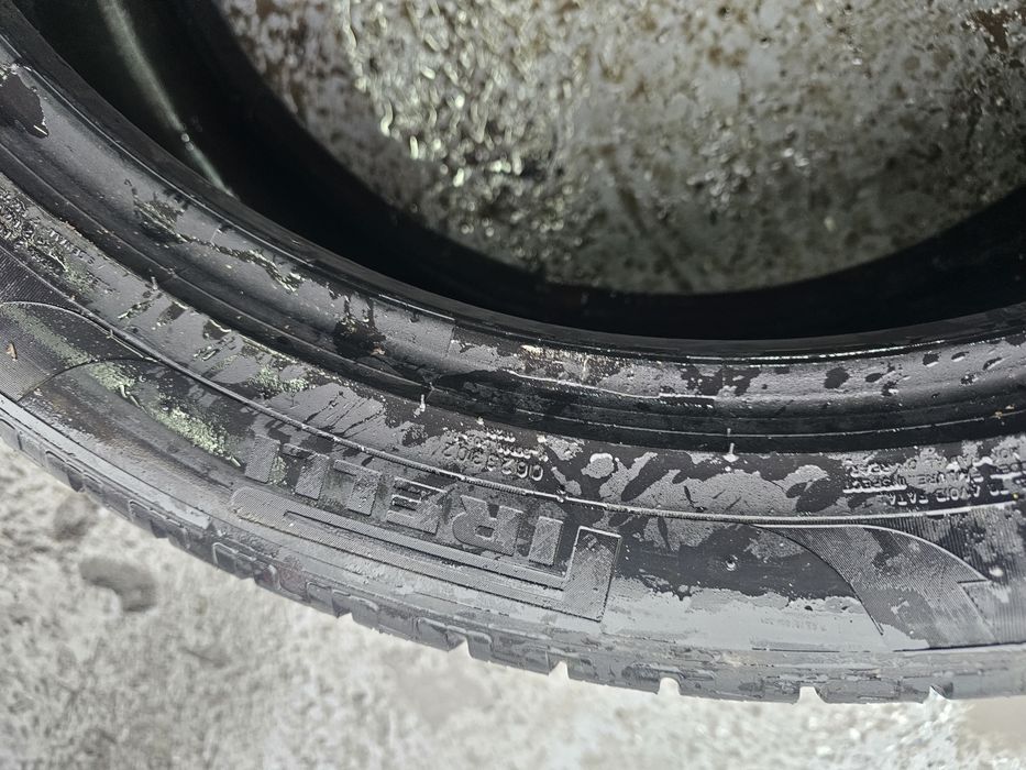 275 40 22 m+s pirelli