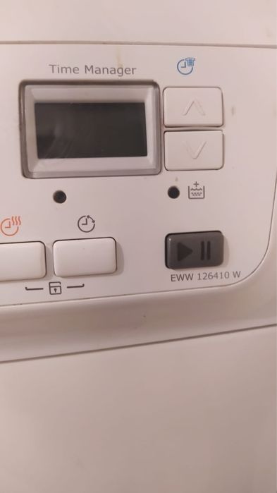 Masina de spalat cu uscator Electrolix