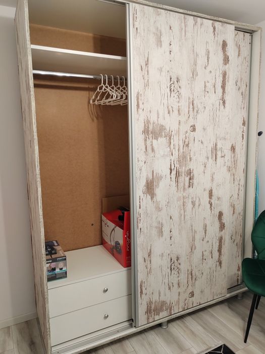 Apartament 1 camera, semidecomandat