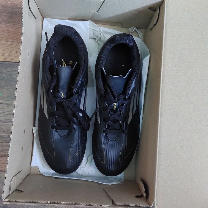 Adidas F50 бутонки