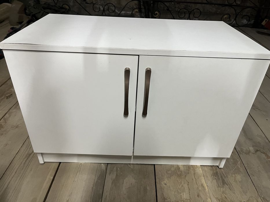 Мебель для бутика