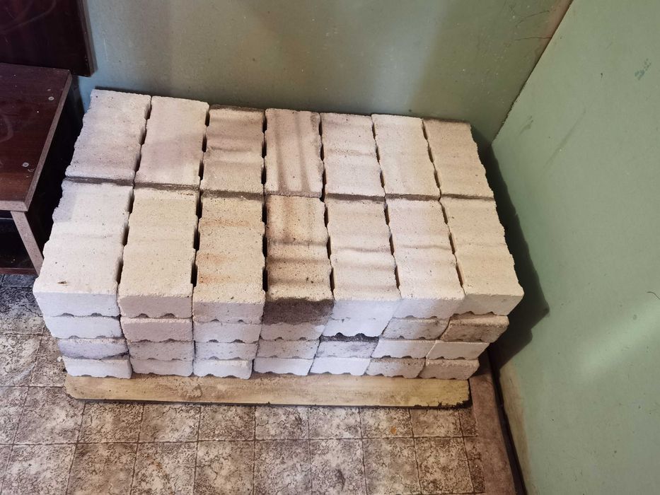 Тухли от акумулираща печка 56 броя