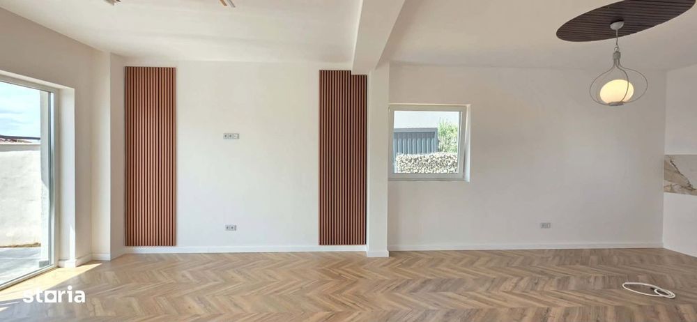 Casă de vânzare, zona dealurile Oradiei