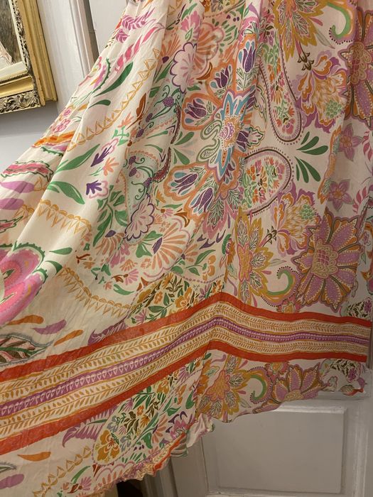 Rochie Zara anpla  marimea L