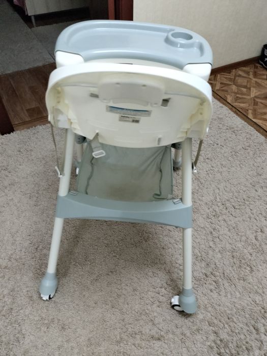 Детский столик для кормления