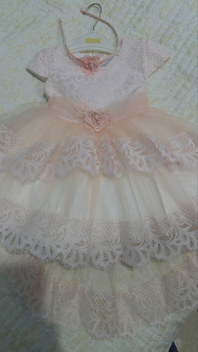 Роскошное праздничное платье для маленькой принцессы!