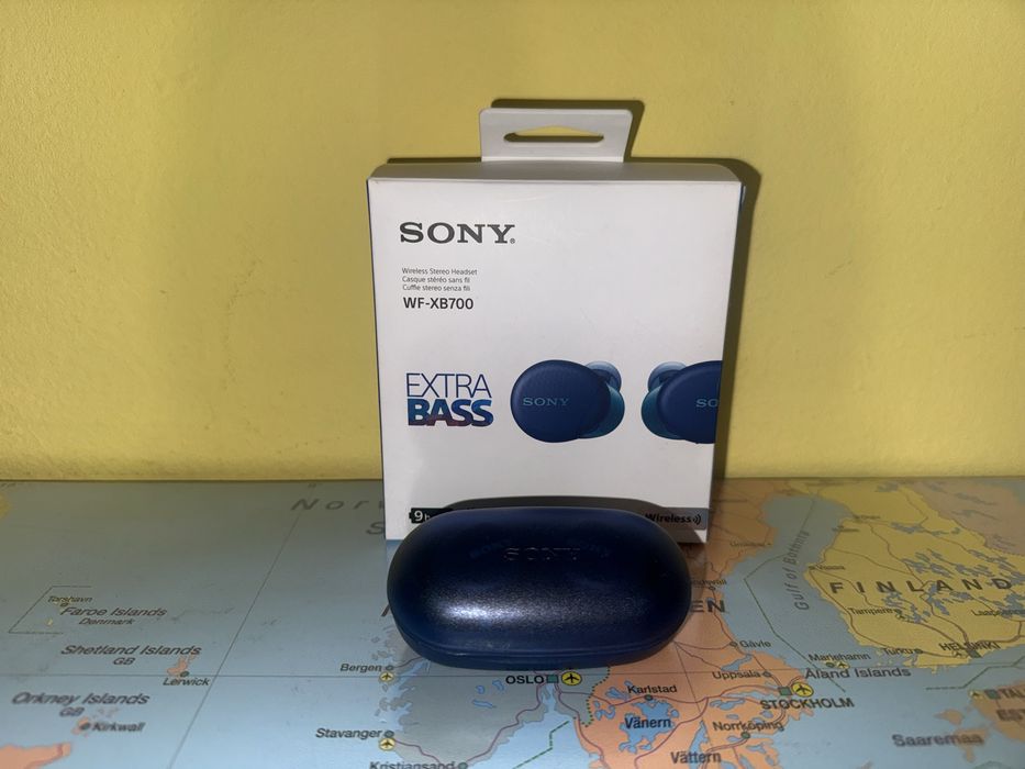 Слушалки sony.Супер бас и уникален звук.