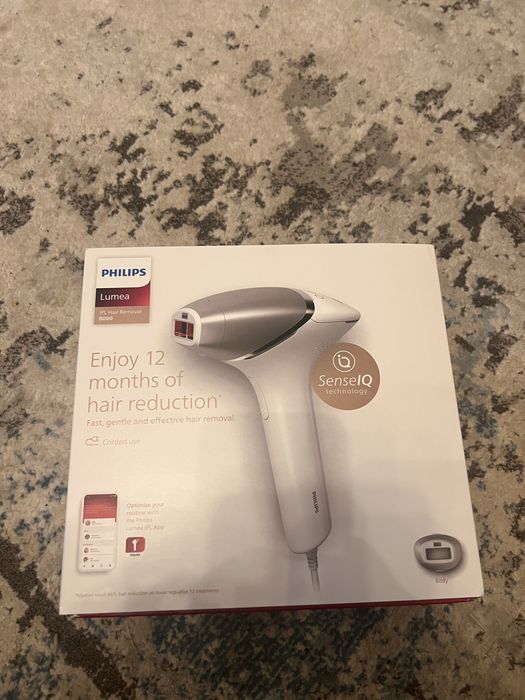 Vând Philips Lumea IPL Seria 8000 nou