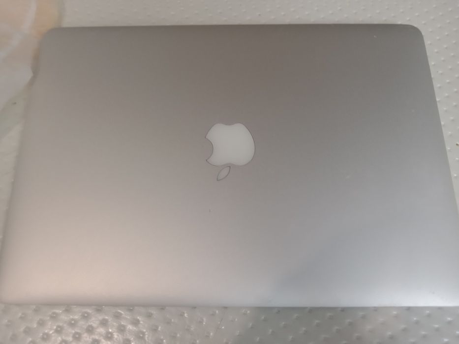 Продаю MacBook Air
