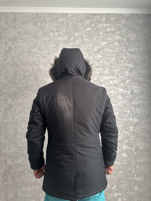 Продам куртку зимнию