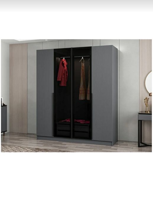 Чисто нов гардероб