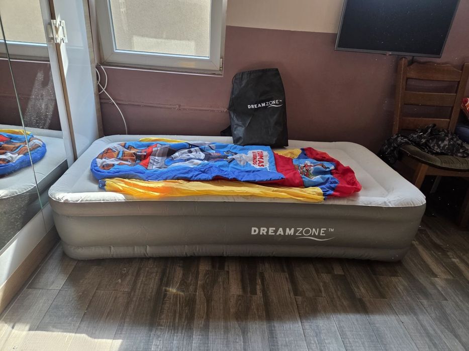 Дюшек-матрак С Вградена помпа