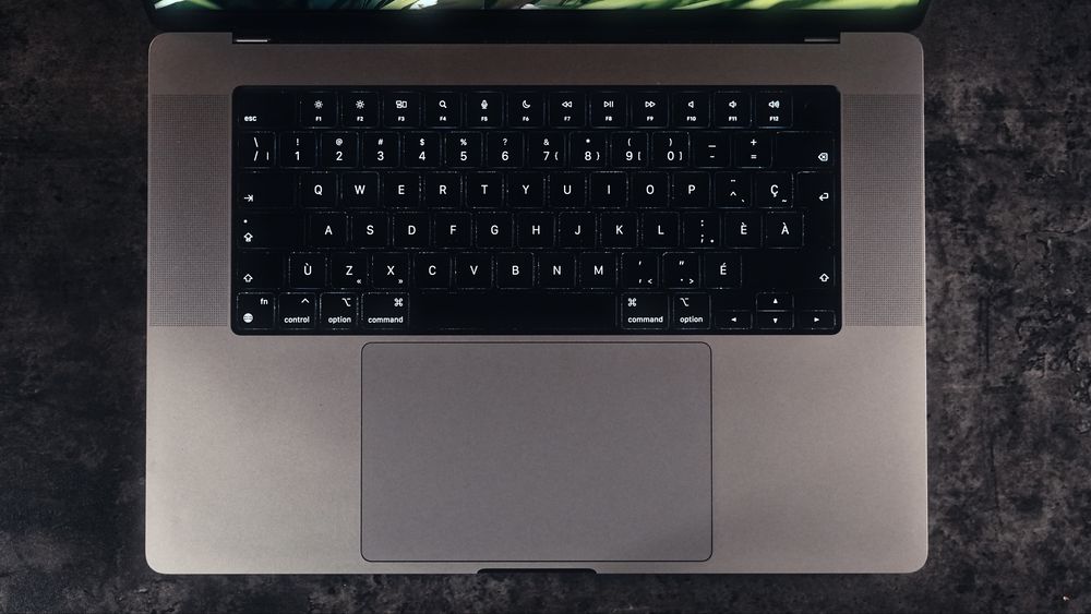 Macbook pro m2 pro