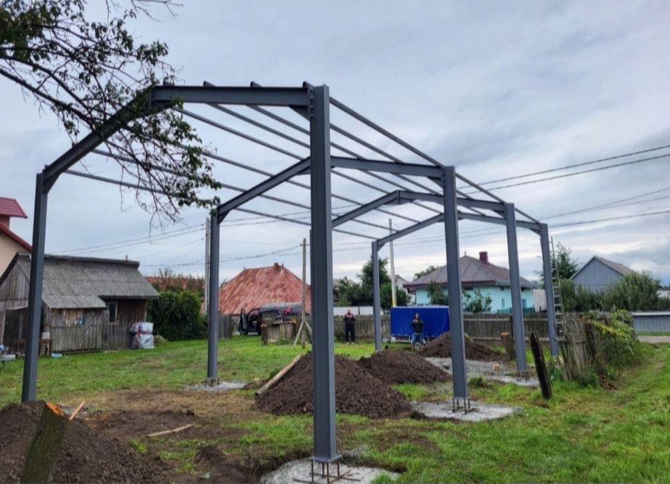 Vand hale metalice complete sau doar structura metalica