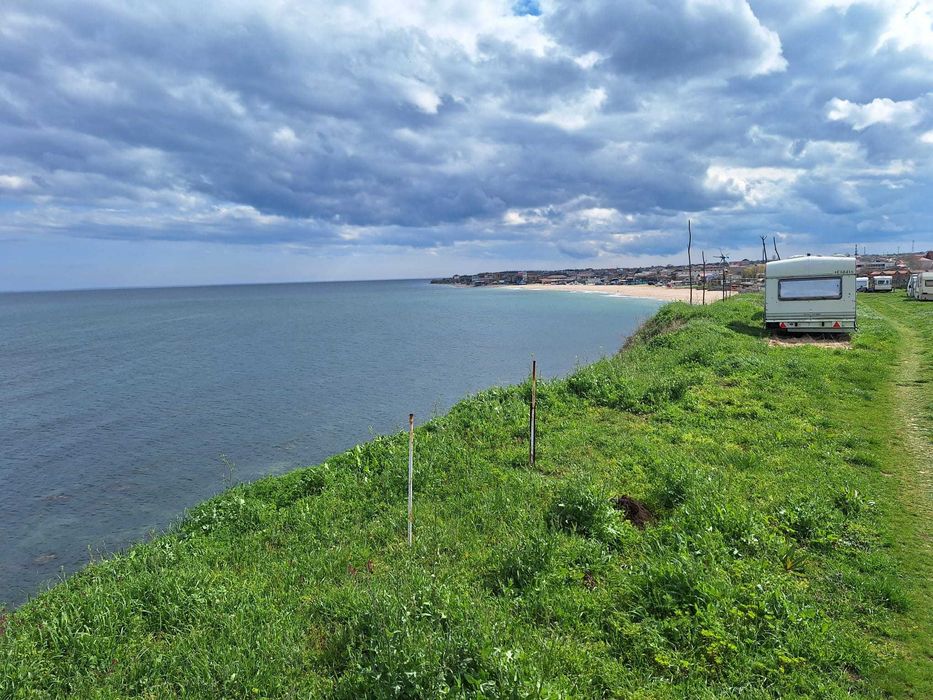 Vand teren intravilan Vama Veche faleza primul rand la mare, 1000 mp,