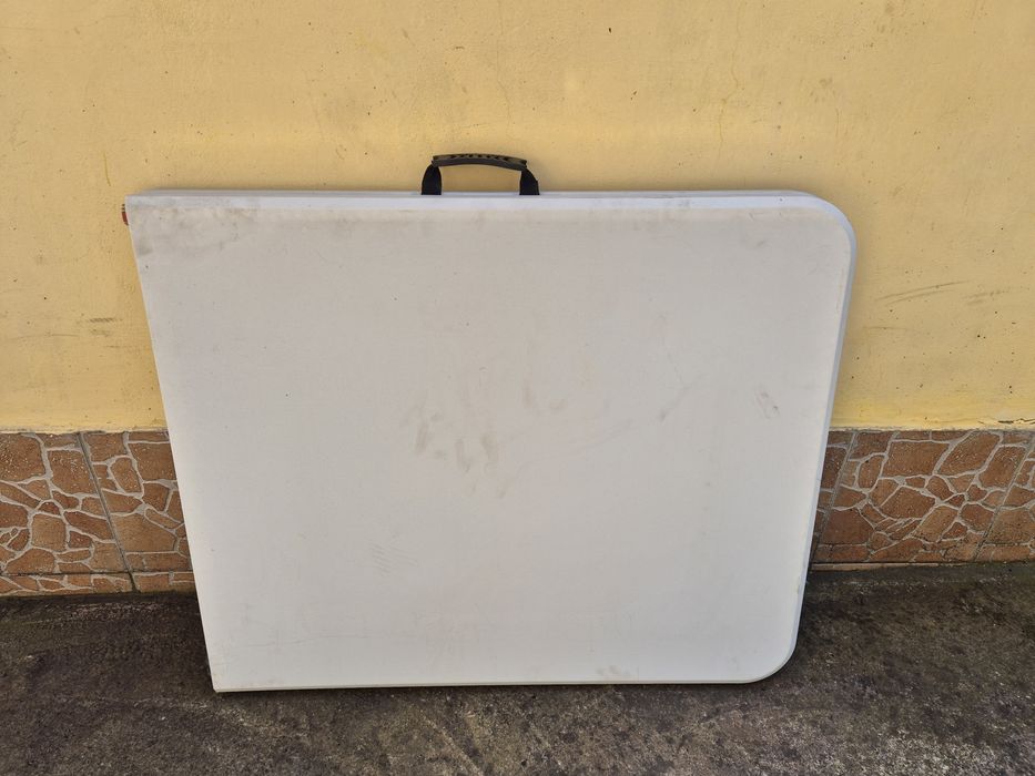 Маса сгъваема. 180см х 75 см