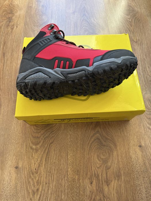 Зимни Обувки Булдозер