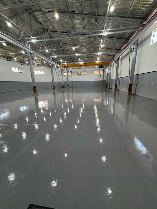 Промышленные полимерные (эпоксидные и полиуретановые) полы.