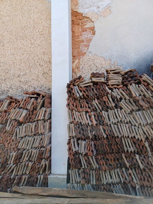 Продавам цигли втора употреба