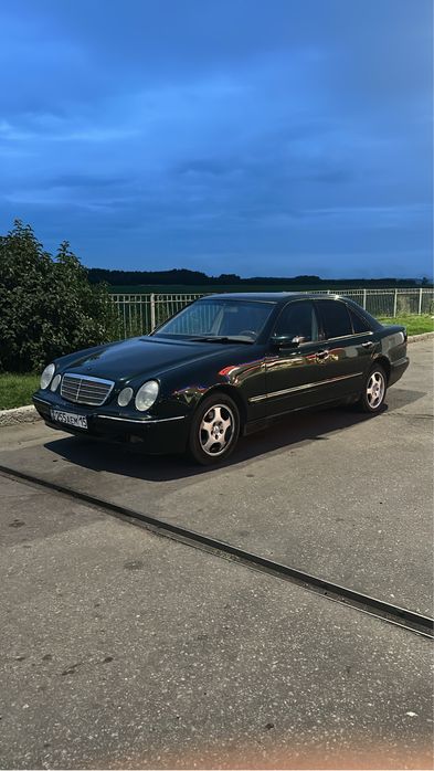 Продам мерседес е класс