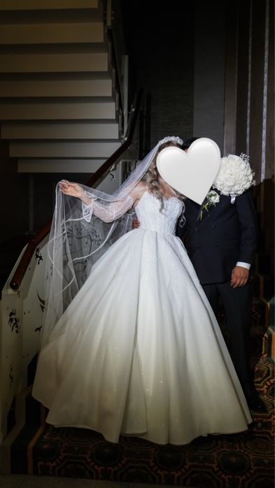 Rochie de mireasa cu toate accesoriile