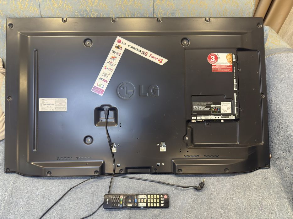 Телевизор Lg.           ……..